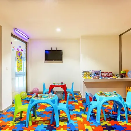 Kairaba Bodrum Princess And 5* تورغوتْريس